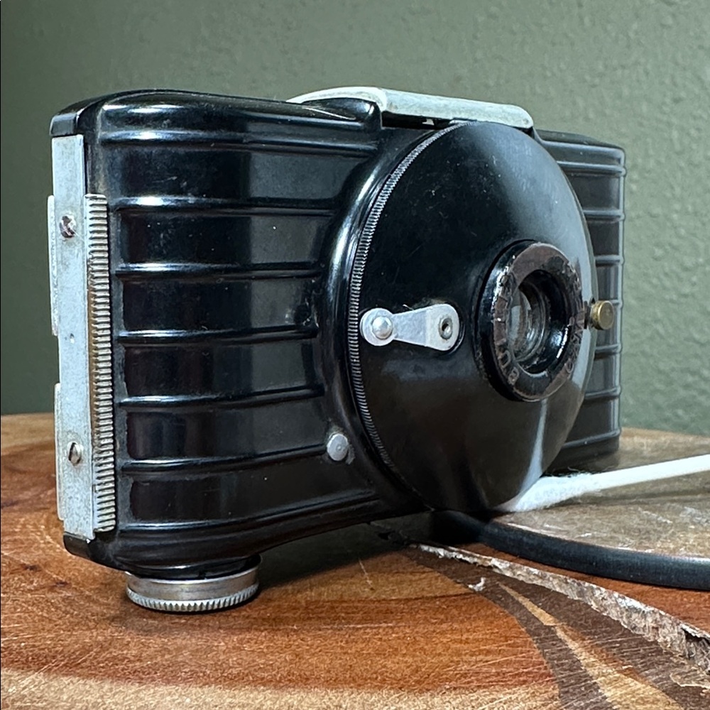 Vintage KODAK Bullet Camera - Art Deco - Picture 3 of 15